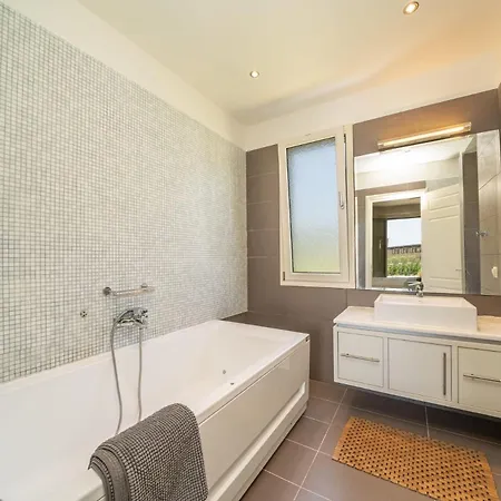 Wonderful Leivathos | Azure Skies | 4 Bedrooms | Furnished Terrace With Private Pool & Hot Tub | Bbq | * Svoronata